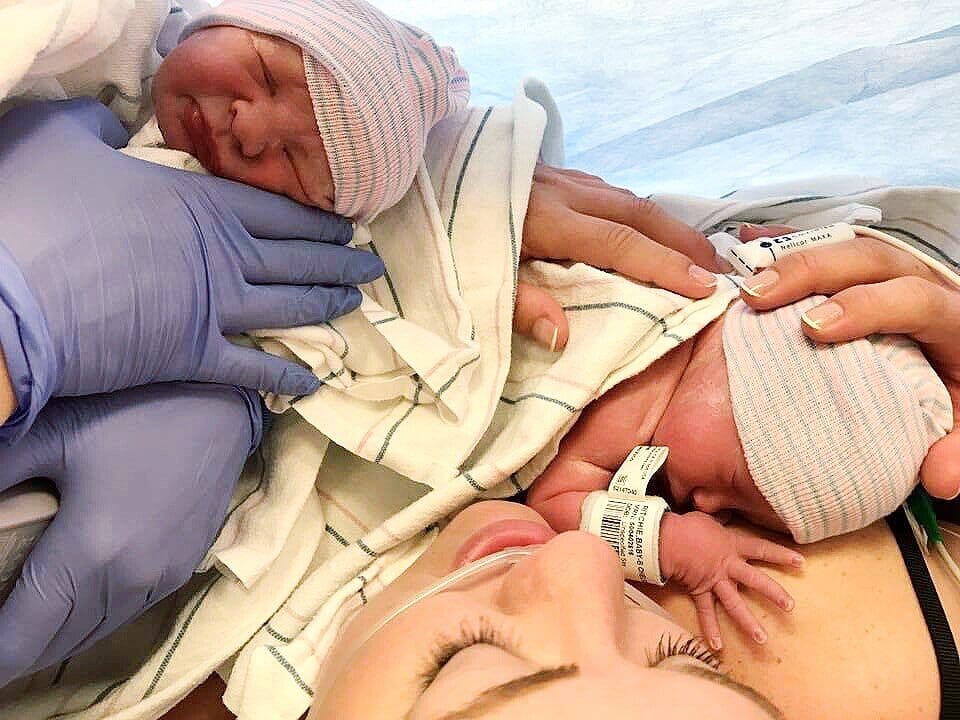 rainbow mama chelsea ritchie with her twin babies